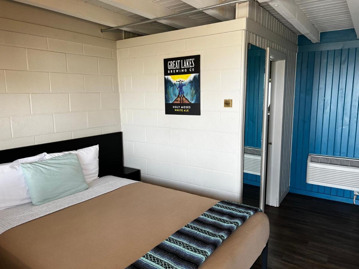 The Cedar Motel Sandusky Extérieur photo
