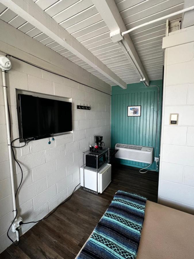 The Cedar Motel Sandusky Extérieur photo