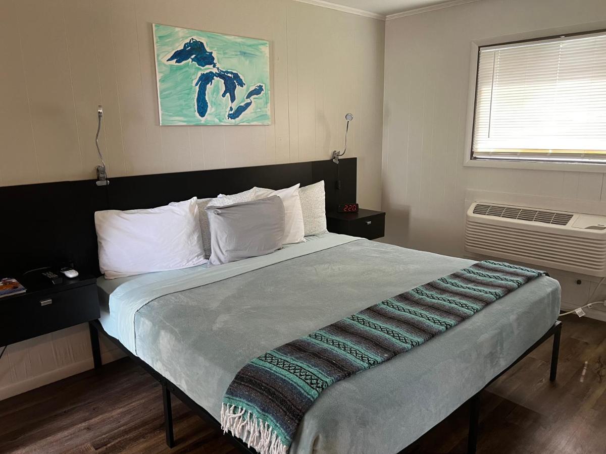 The Cedar Motel Sandusky Extérieur photo