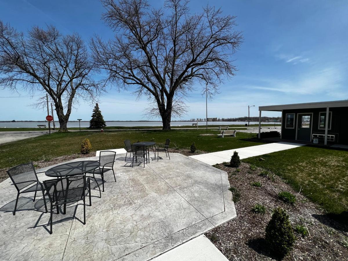 The Cedar Motel Sandusky Extérieur photo