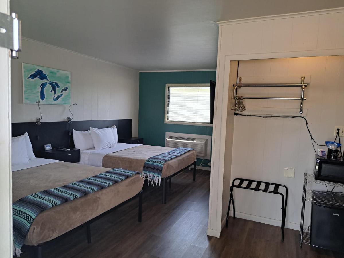 The Cedar Motel Sandusky Extérieur photo